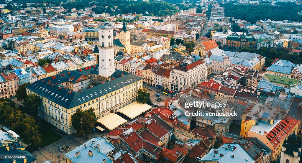 Luftbild von der alten Stadt von Lviv, Ukraine