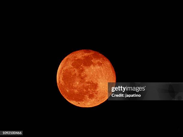 eclipse moon - total lunar eclipse stock pictures, royalty-free photos & images