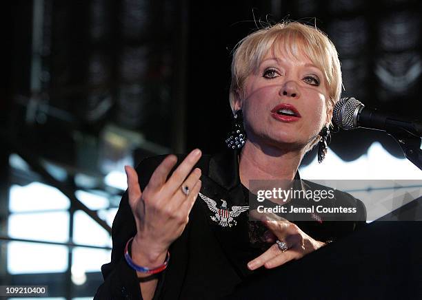 Elaine Rogan 103 Elaine Rogers Stock Photos, High-Res Pictures, and Images - Getty ...