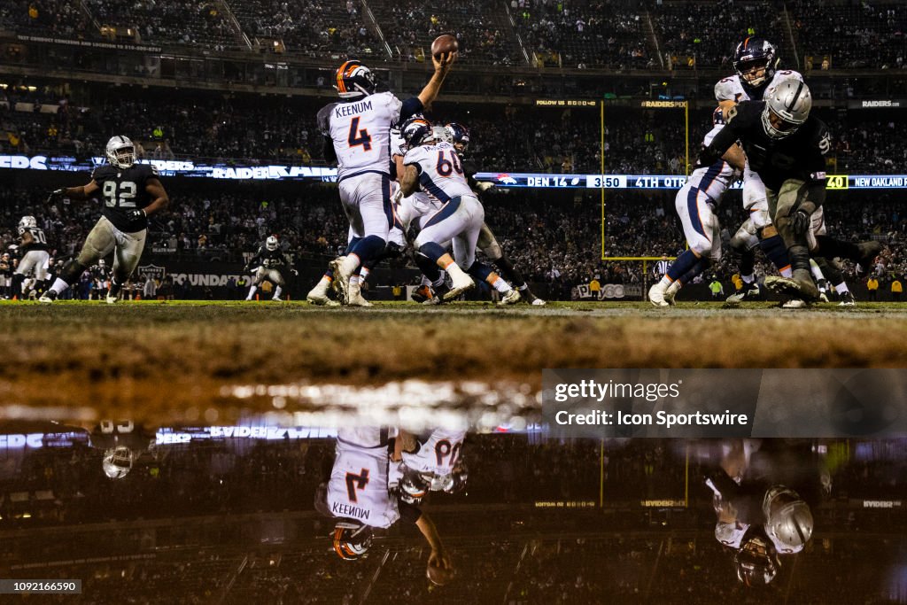 NFL: DEC 24 Broncos at Raiders