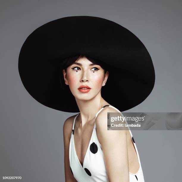 beautiful elegant woman with hat - asian woman eyeliner stock pictures, royalty-free photos & images