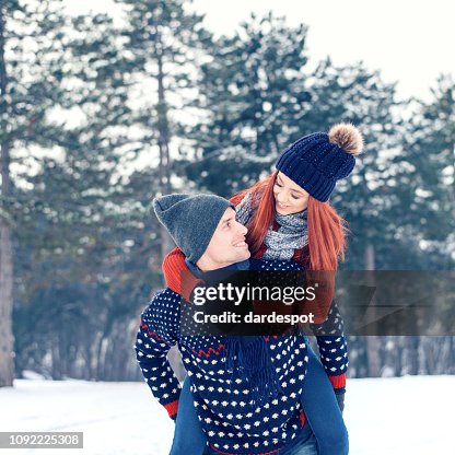 Woman giving man piggyback ride photo – Free Adorable couple Image on  Unsplash