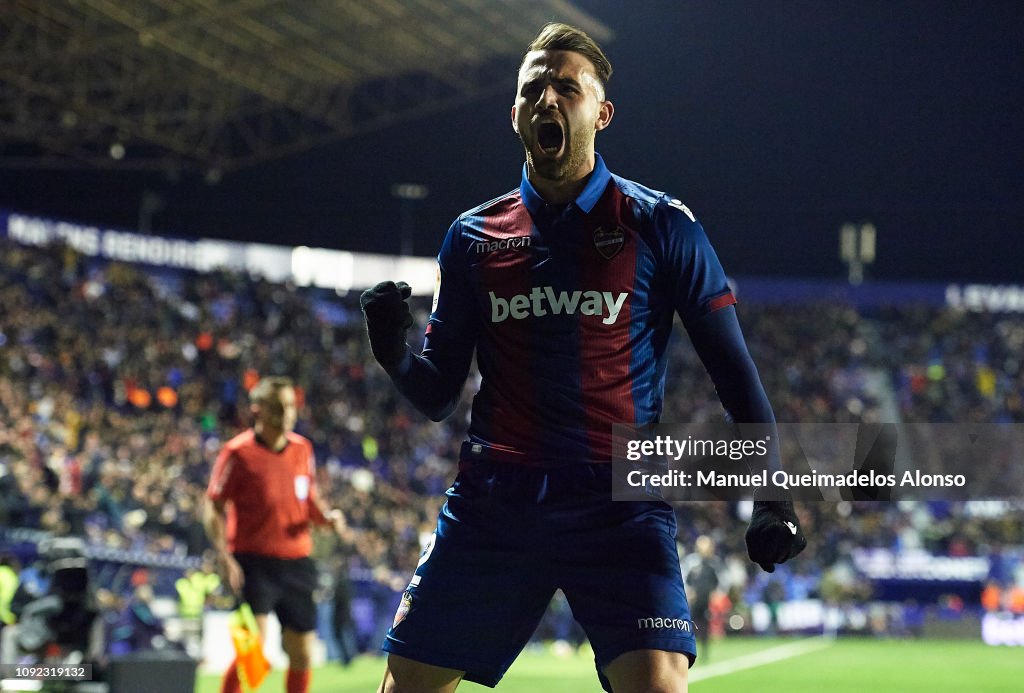 Levante v FC Barcelona - Copa del Rey Round of 16