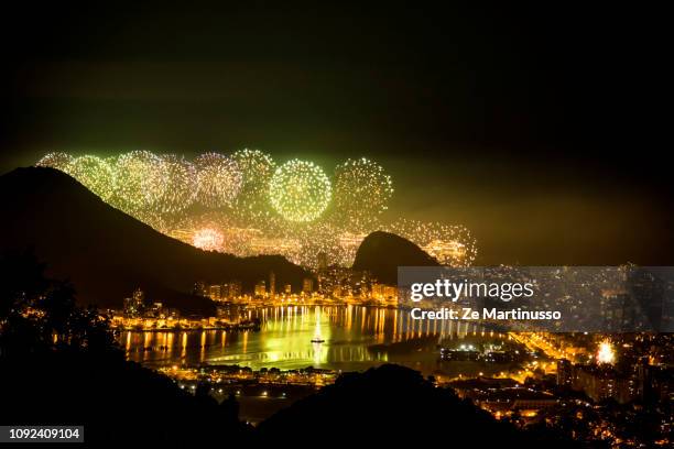 fireworks in copacabana - copacabana beach stock pictures, royalty-free photos & images