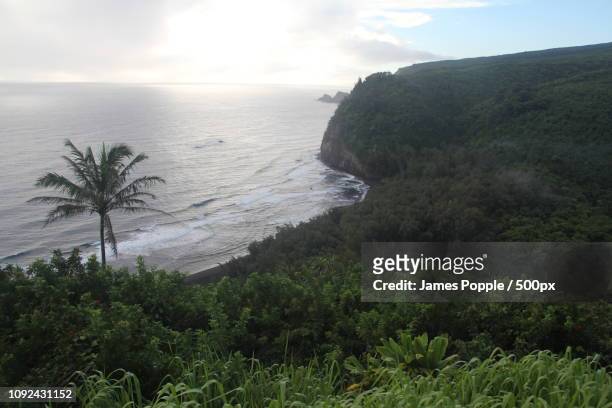 pololu-valley-2015b.jpg - james popple stock pictures, royalty-free photos & images