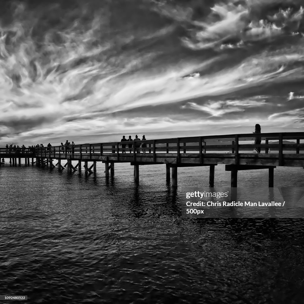 Dock B&W