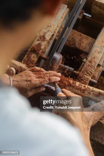 71 Malaysia Gasing Stock Photos, High-Res Pictures, and Images - Getty ...