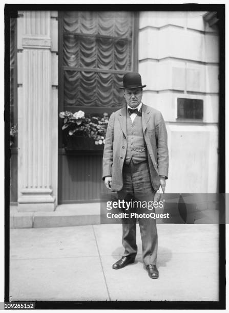 Portrait of American attorney and member of the American Civil Liberties Union Clarence Darrow in Washington, DC, 1915. He later defended teenage...