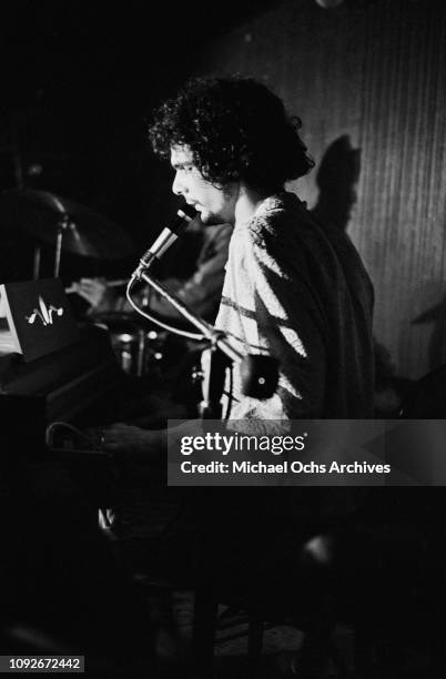 Keyboard player Al Kooper of American band The Blues Project in concert at the Cafe Au Go Go, a nightclub in Greenwich Village, New York City, circa...