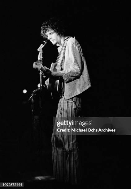 Musician Al Kooper of American band The Blues Project in concert at the Cafe Au Go Go, a nightclub in Greenwich Village, New York City, circa 1968.