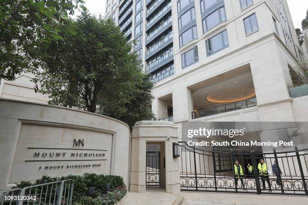 Mount Nicholson Hong Kong Photos and Premium High Res Pictures - Getty ...