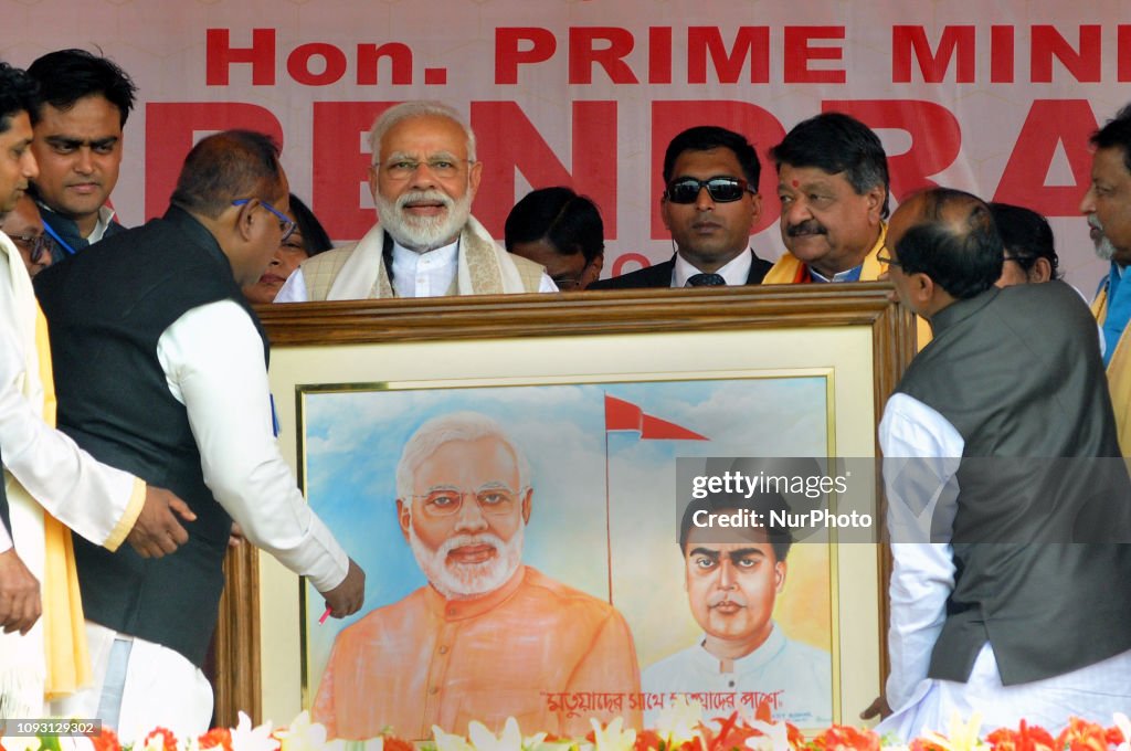 PM Modi Cuts Short His Speech After Stampede Breaks Out In Bengal Rally