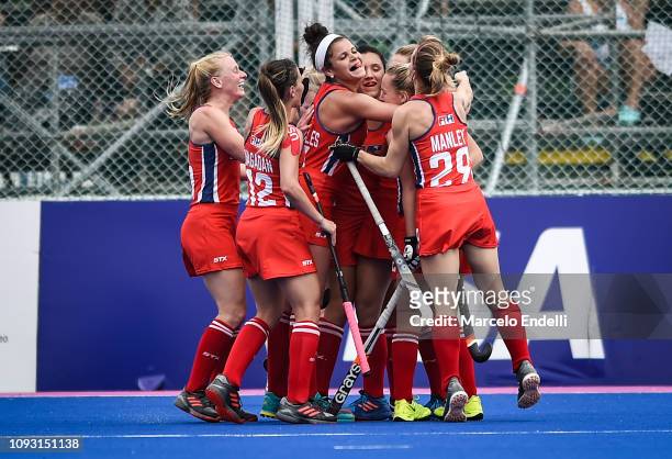 Lauren Moyer of United States celebrates with teammates after scoring the second goal of his team during the Women's FIH Field Hockey Pro League...