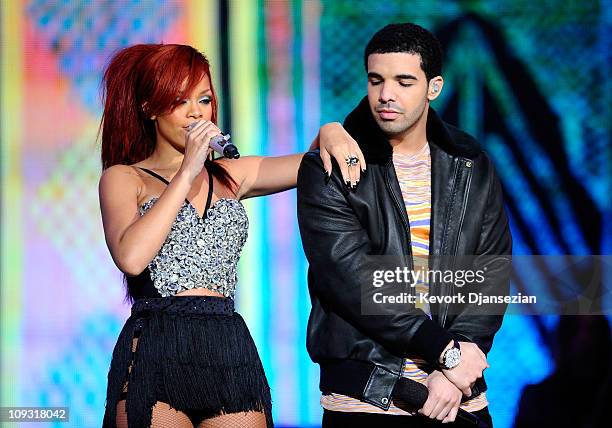 Drake Rapper Game Show Drake Performance And Event Center Photos and Premium High Res Pictures ...