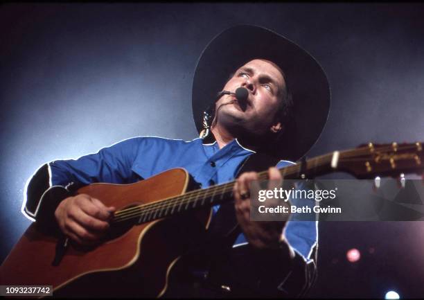 January 1 Country Music Singer Songwriter Garth Brooks performs at the MTSU Gym on January 1, 1991 in Nashville, Tennessee