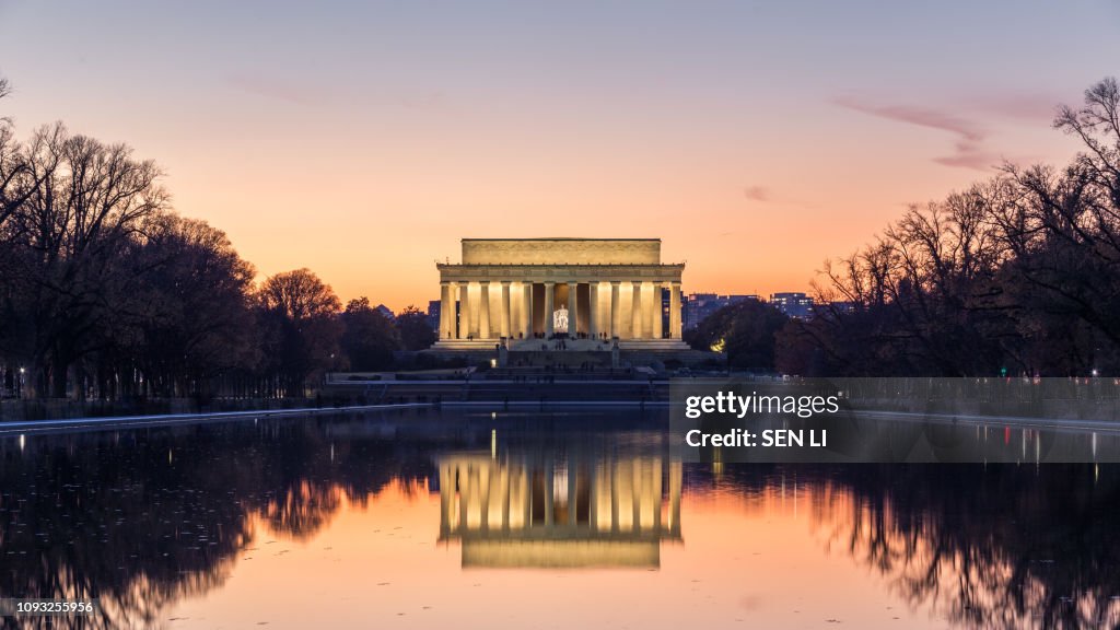 Lincoln Memorial in the night