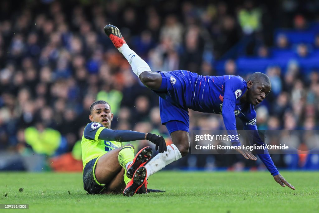 Chelsea FC v Huddersfield Town - Premier League