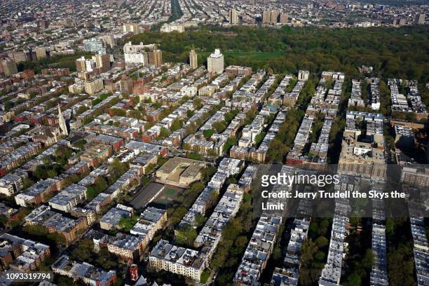 park slope brooklyn - brooklyn new york houses aerial stock pictures, royalty-free photos & images