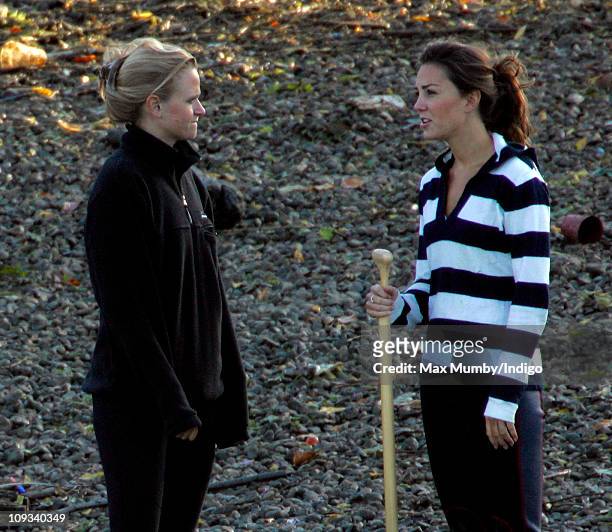 Emma Sayle and Kate Middleton take part in a training session with the Sisterhood cross Channel rowing team, on the River Thames on July 27, 2007 in...