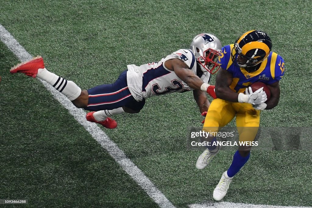La Rams Wr TOPSHOT - Wide receiver for the Los Angeles Rams Brandin Cooks runs ...