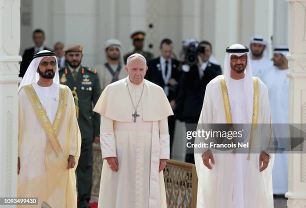 Dubai Rular Presidential Palace Abu Dhabi Photos and Premium High Res Pictures ...