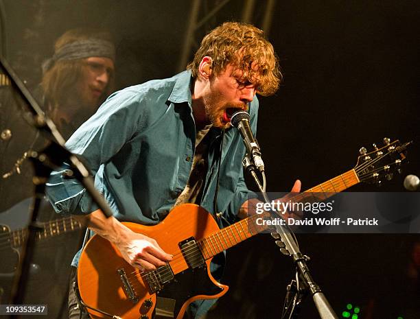 Johnny Borrell of Razorlight performs at La Fleche d'Or on February 22, 2011 in Paris, France.