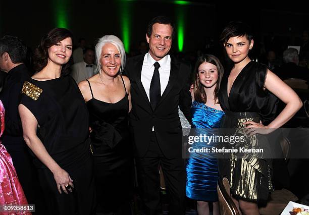 Actress Jeanne Tripplehorn, Costume designer Chrisi Karvonides-Dushenko, actor Bill Paxton and daughter Lydia Paxton and actress Ginnifer Goodwin...