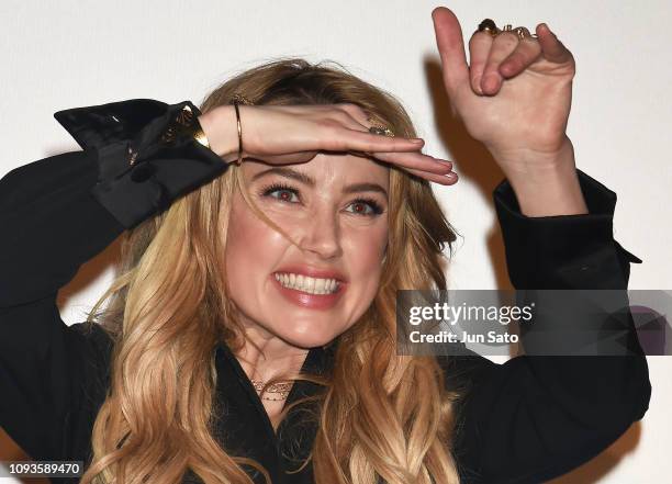 Amber Heard attends the premiere of 'Aquaman' at the United Cinemas Odaiba on February 4, 2019 in Tokyo, Japan.