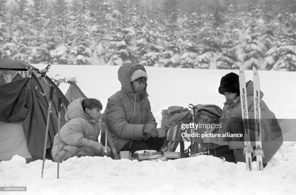 DDR - Winterzelten in Kottenheide 1987