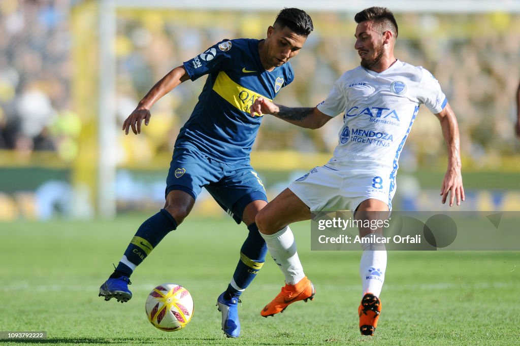 Boca Juniors v Godoy Cruz - Superliga 2018/19