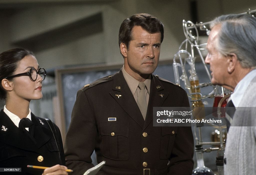 LYNDA CARTER;LYLE WAGGONER;HAYDEN RORKE