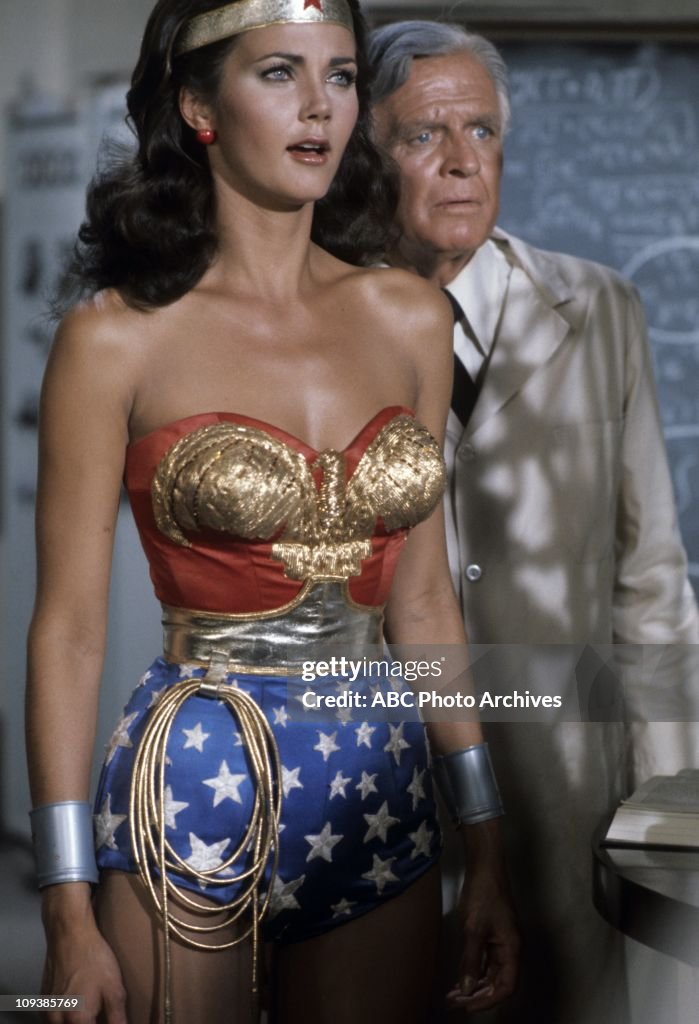 LYNDA CARTER;HAYDEN RORKE