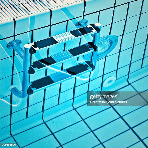 swimming pool - catalonia square stockfoto's en -beelden
