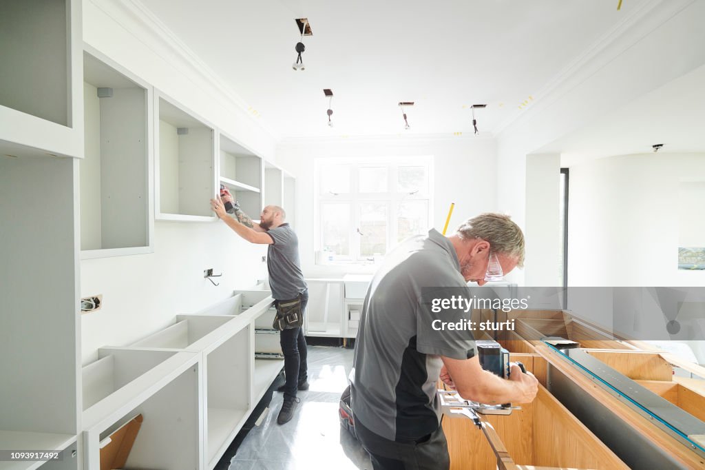 Tischlerei Team Einbau einer Küche