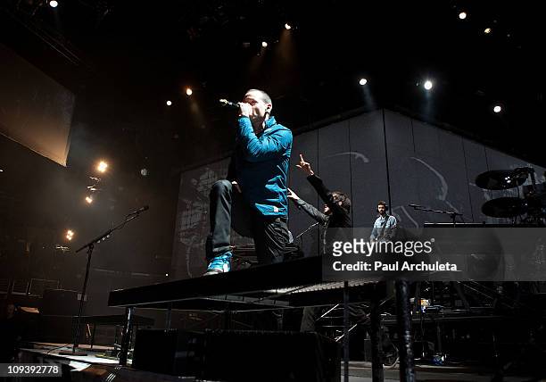 Chester Bennington of Linkin Park performs in concert at Staples Center on February 23, 2011 in Los Angeles, California.