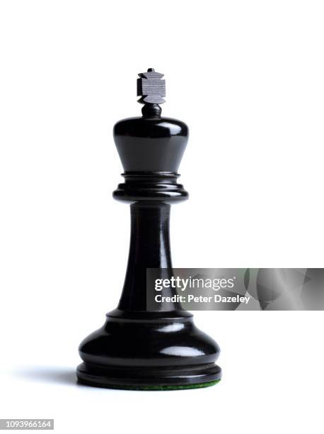 black king chess piece - koning stockfoto's en -beelden