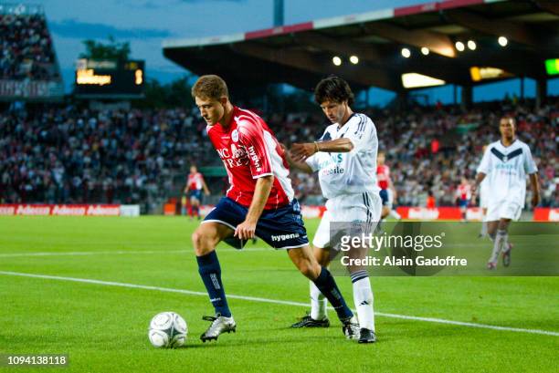 Vladimir MANCHEV and Jerome BONNISEL during the Ligue 1 championship match between Lille and Bordeaux on August 3, 2002 in Lille, France.