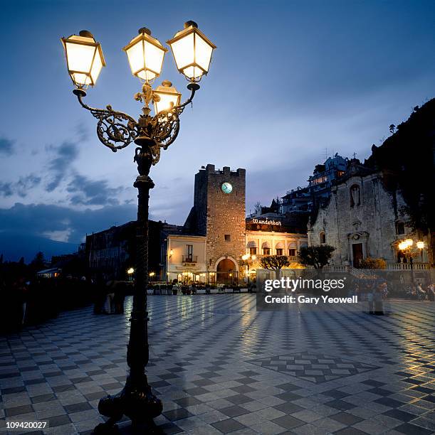 piazza in taormina. sicily - taormina stock pictures, royalty-free photos & images
