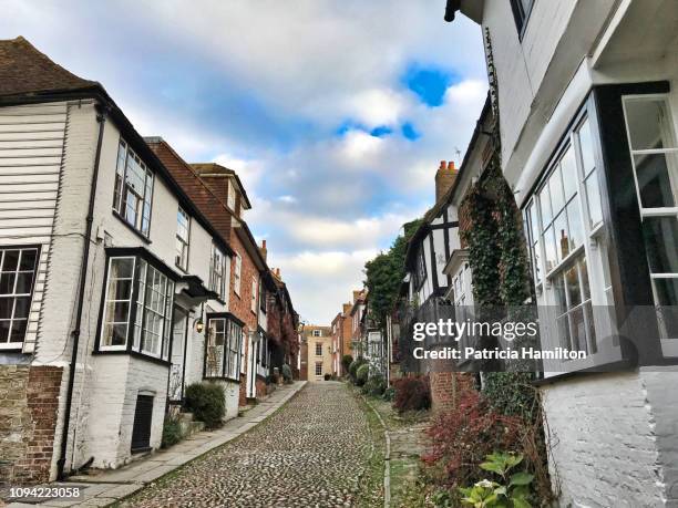 mermaid street, rye, sussex - rye new york stock pictures, royalty-free photos & images