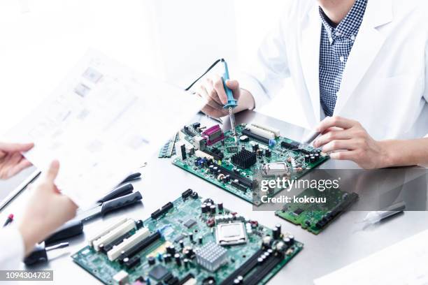Semiconductor Testing Lab Instruments Semiconductor Test Equipment Photos and Premium High Res Pictures ...