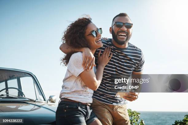 愛のような幸福を鼓舞何 - couple in car ストックフォトと画像