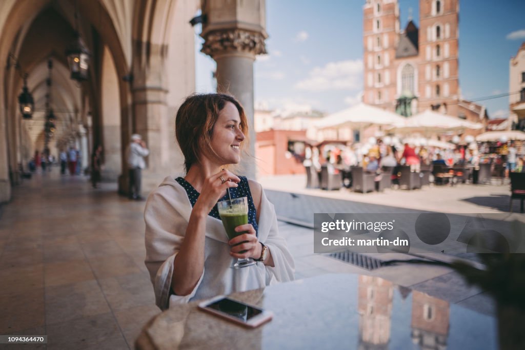 Femme de tourisme découverte Europe