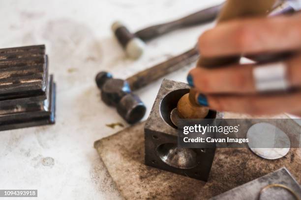 Dapping Dapping Photos and Premium High Res Pictures - Getty Images