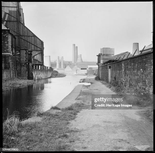Caldon Canal, Joiner's Square, Hanley, Stoke-on-Trent, Staffordshire, 1965-1968. A view looking north along the Caldon Canal from a point opposite...