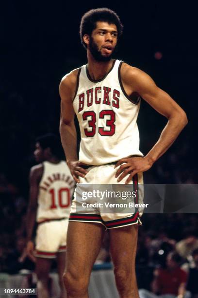 Kareem Abdul-Jabbar of the Milwaukee Bucks looks on during the game against the Chicago Bulls on December 4, 1971 at the Milwaukee Arena in...