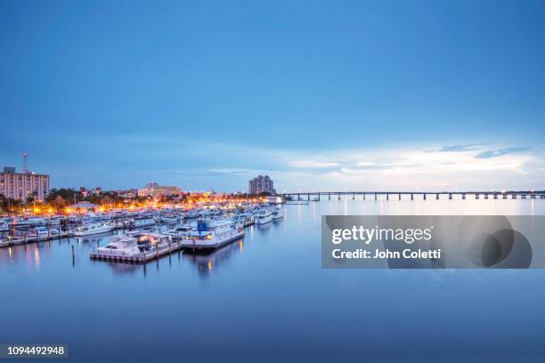 florida, fort myers, downtown river district, caloosahatchee river - fort myers bildbanksfoton och bilder