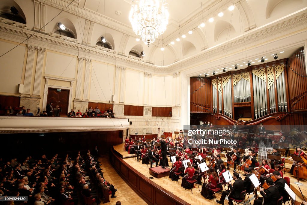 Suzhou Chinese Orchestra Performs In Warsaw