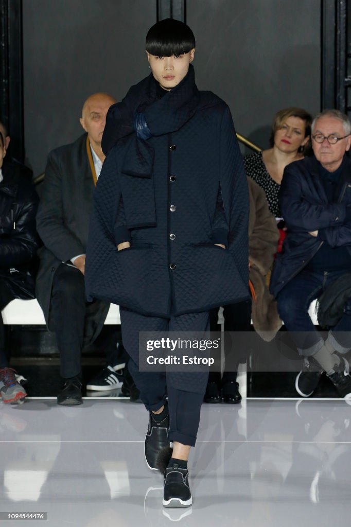 Fumito Ganryu : Runway - Paris Fashion Week - Menswear F/W 2019-2020