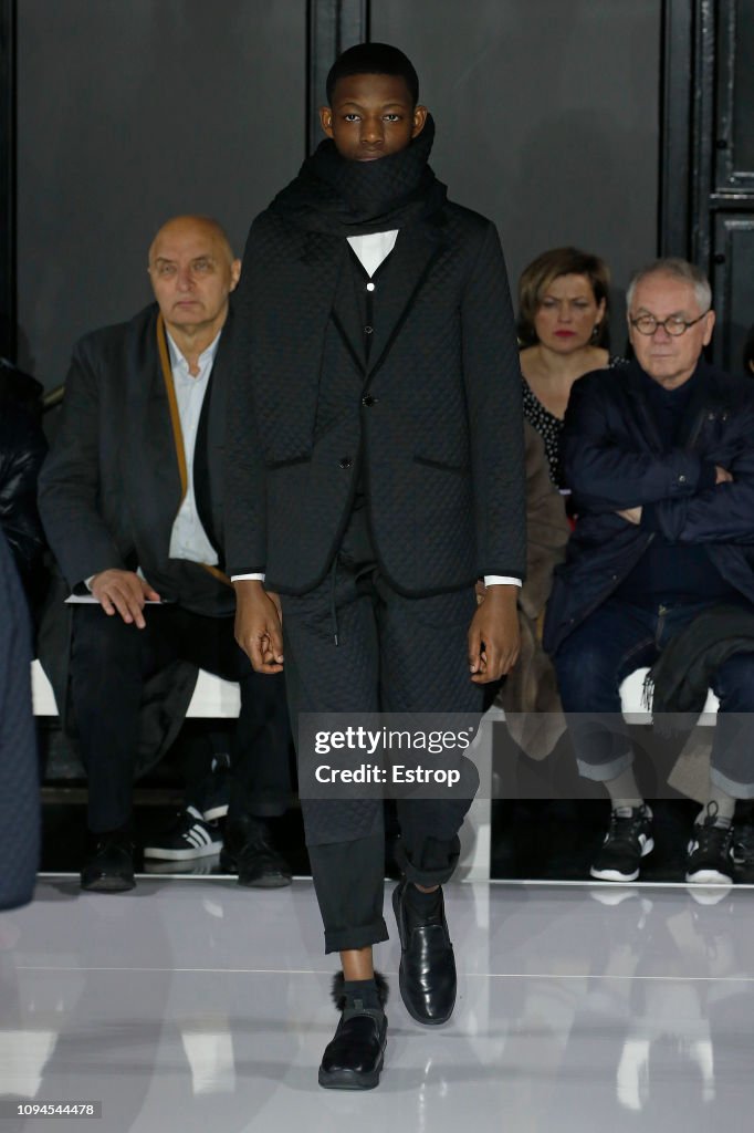 Fumito Ganryu : Runway - Paris Fashion Week - Menswear F/W 2019-2020