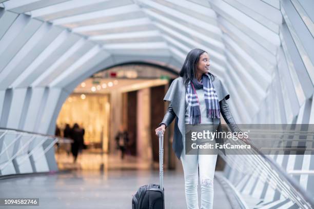going to the airport - toronto stock pictures, royalty-free photos & images
